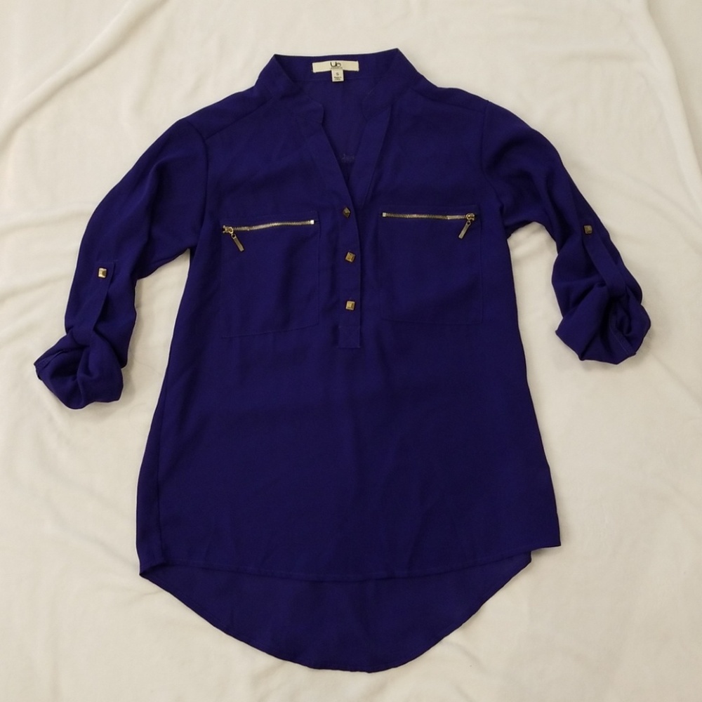 3/4 length sleeve shirt